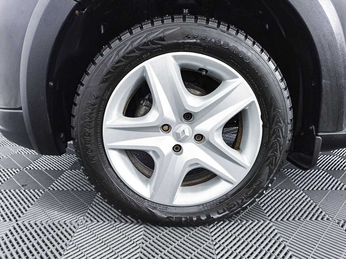 Купить Renault Sandero с пробегом. Фото: #14