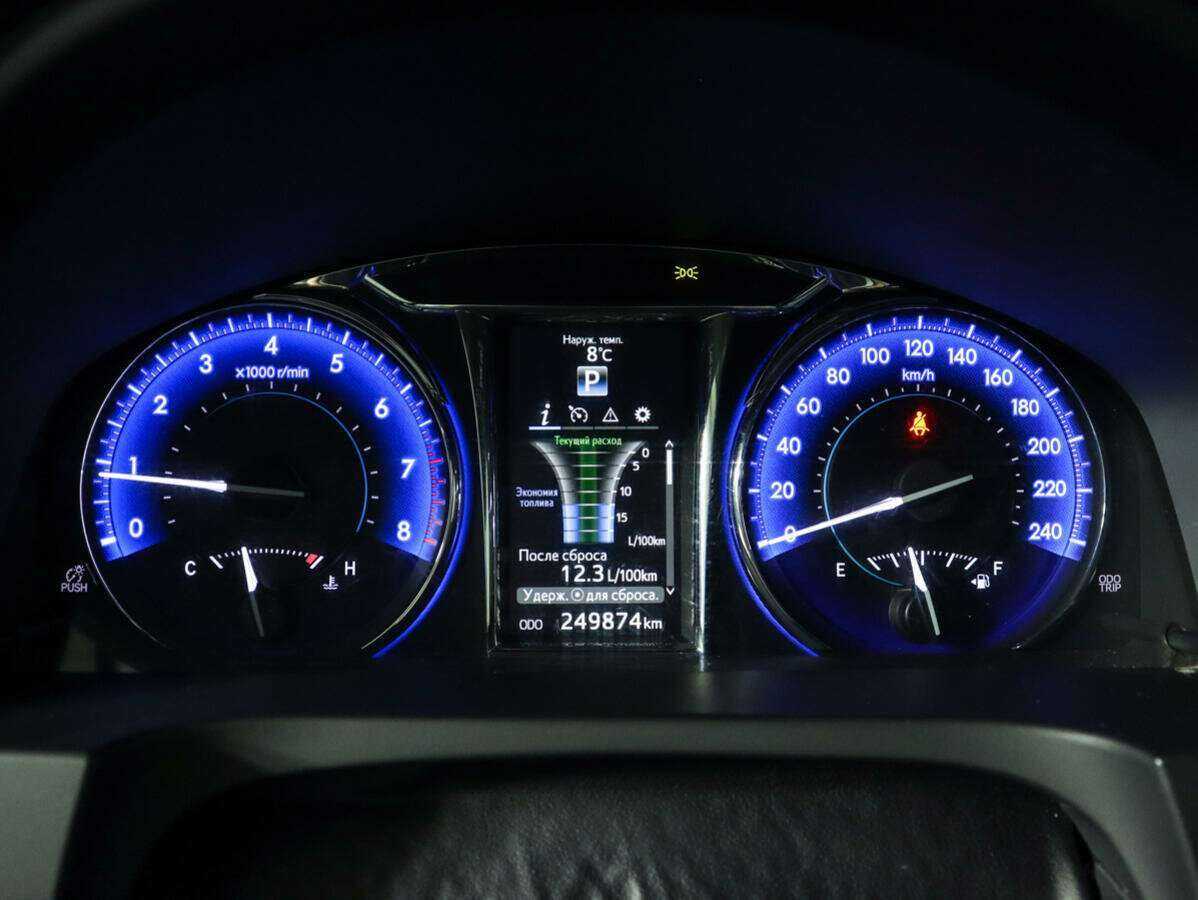 Купить Toyota Camry с пробегом. Фото: #7