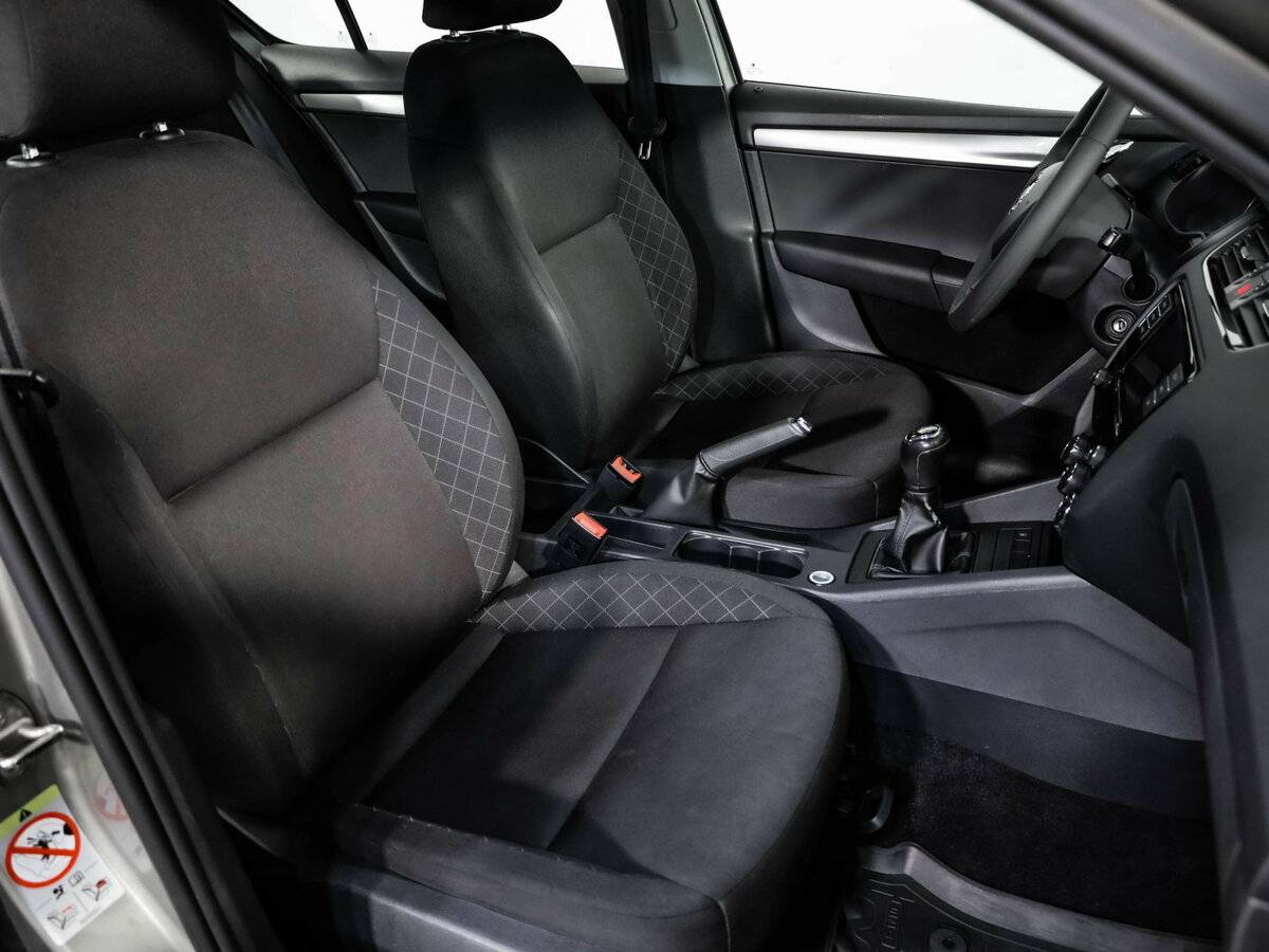 Купить Skoda Octavia с пробегом. Фото: #15
