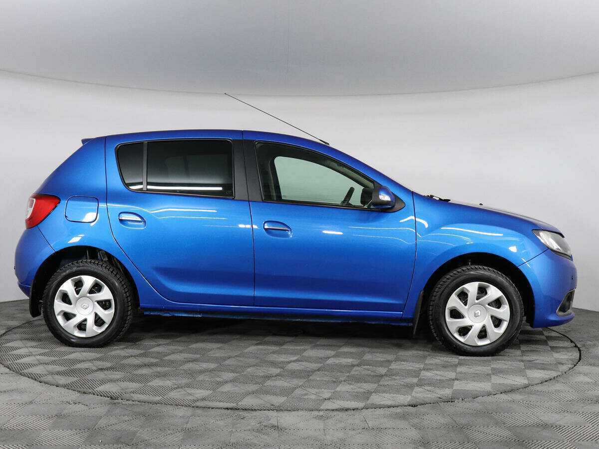 Купить Renault Sandero с пробегом. Фото: #3
