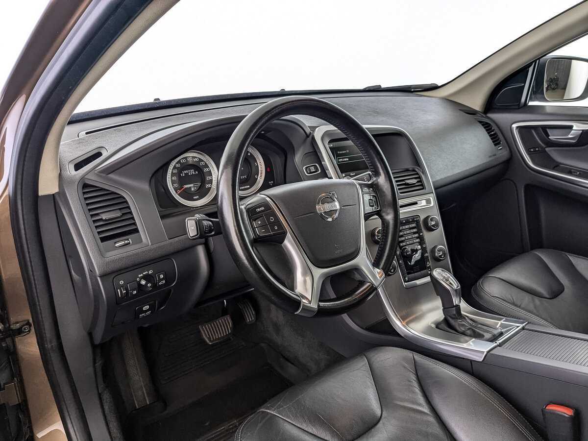 Купить Volvo XC60 с пробегом. Фото: #10