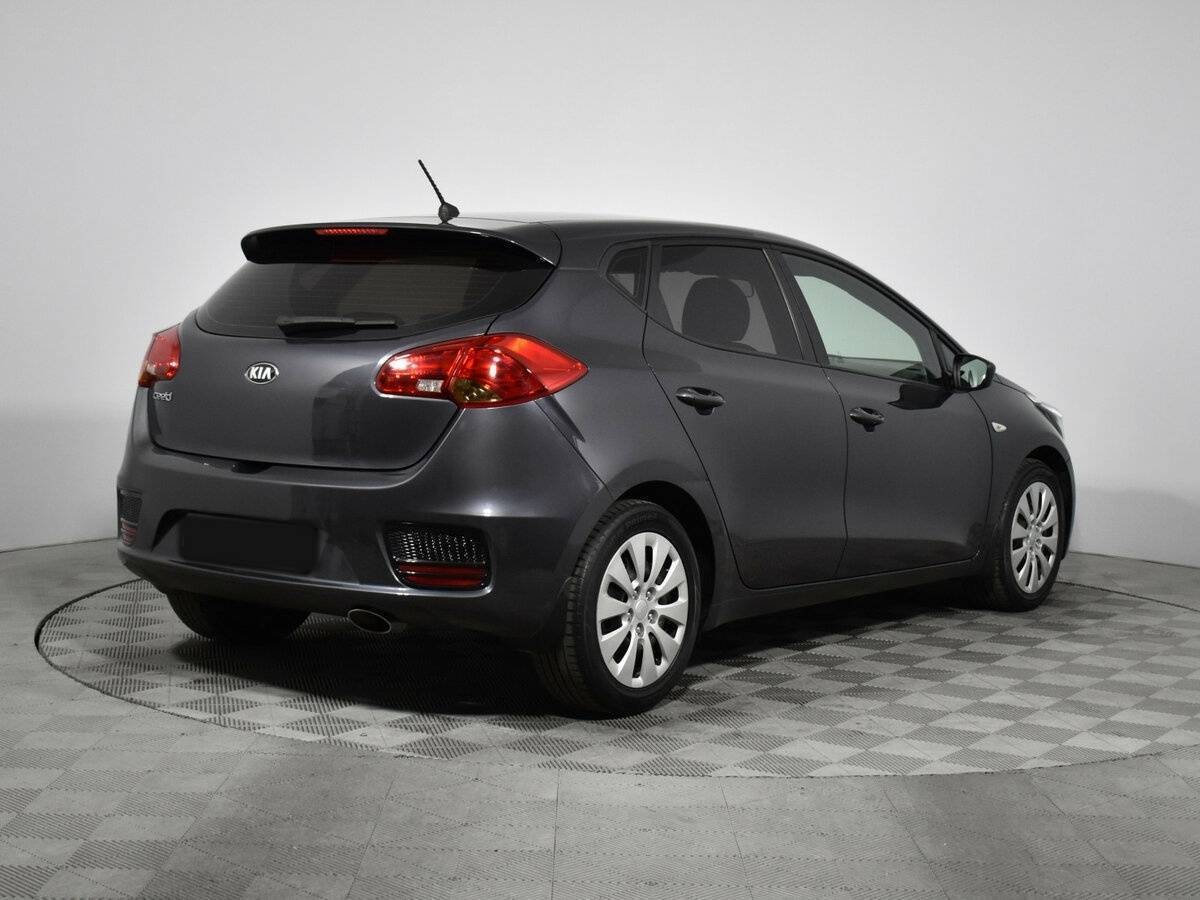 Купить Kia Ceed с пробегом. Фото: #4