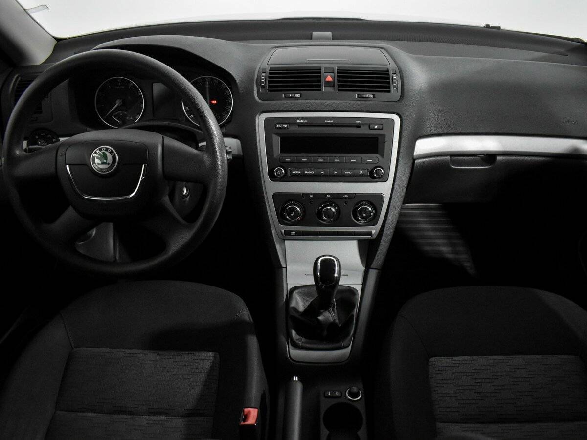 Купить Skoda Octavia с пробегом. Фото: #12