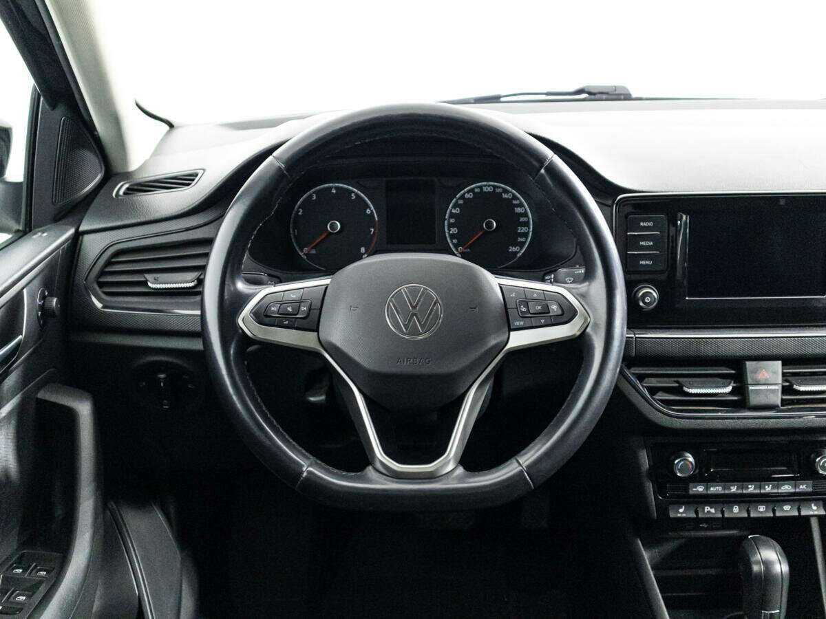 Купить Volkswagen Polo с пробегом. Фото: #17