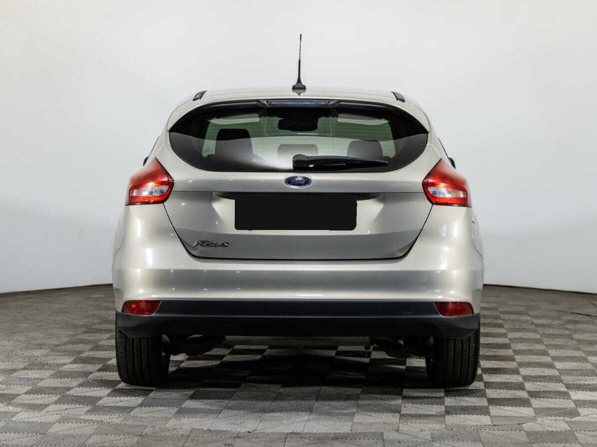 Купить Ford Focus с пробегом. Фото: #4