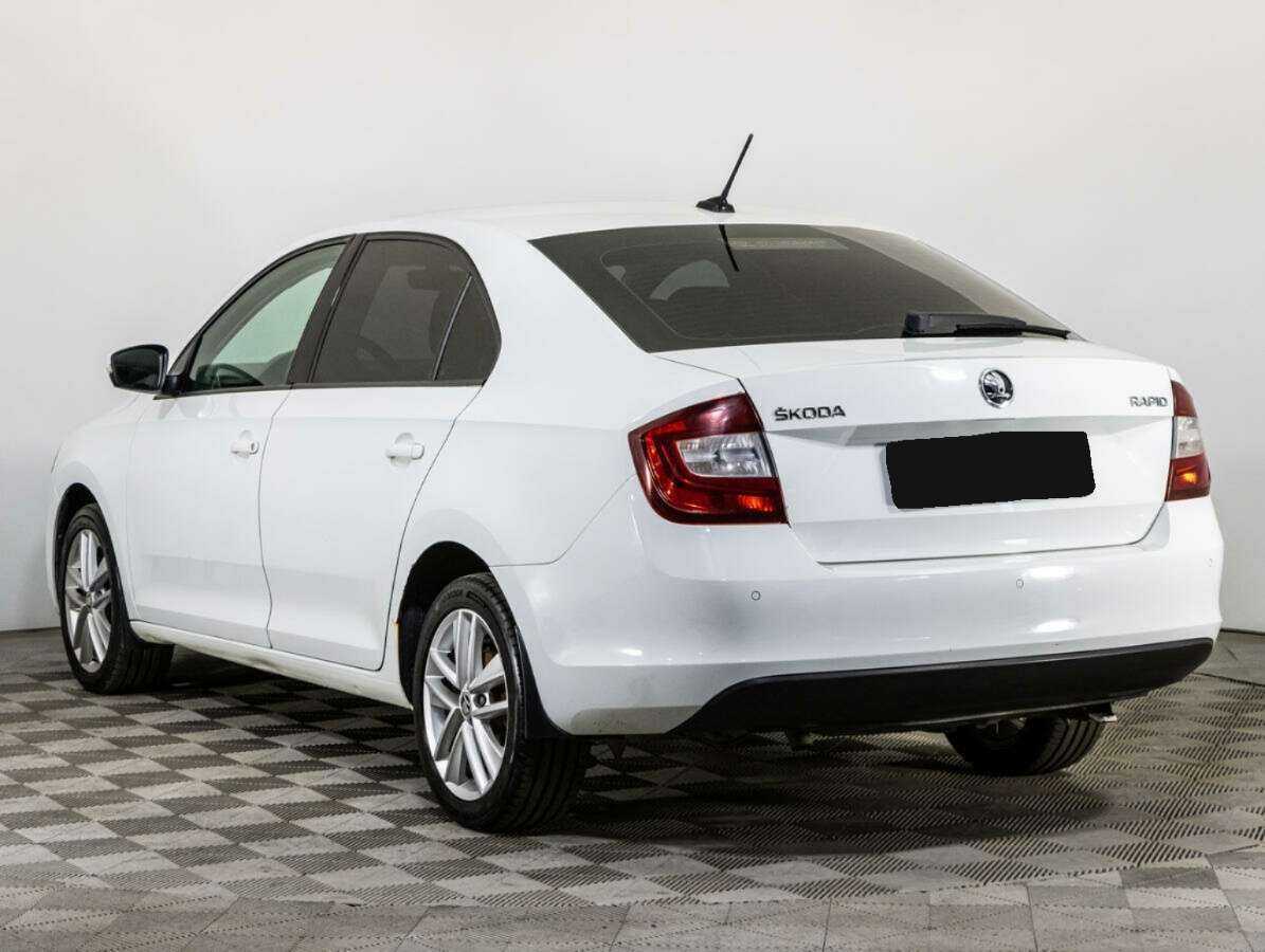 Купить Skoda Rapid с пробегом. Фото: #5