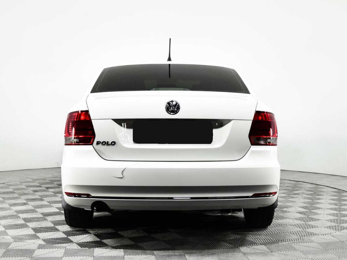 Купить Volkswagen Polo с пробегом. Фото: #3
