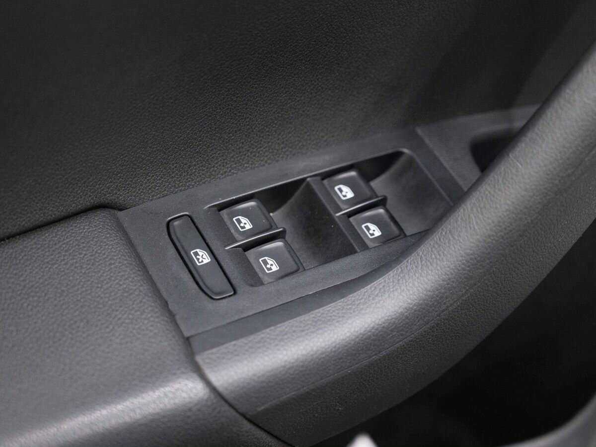 Купить Skoda Octavia с пробегом. Фото: #15