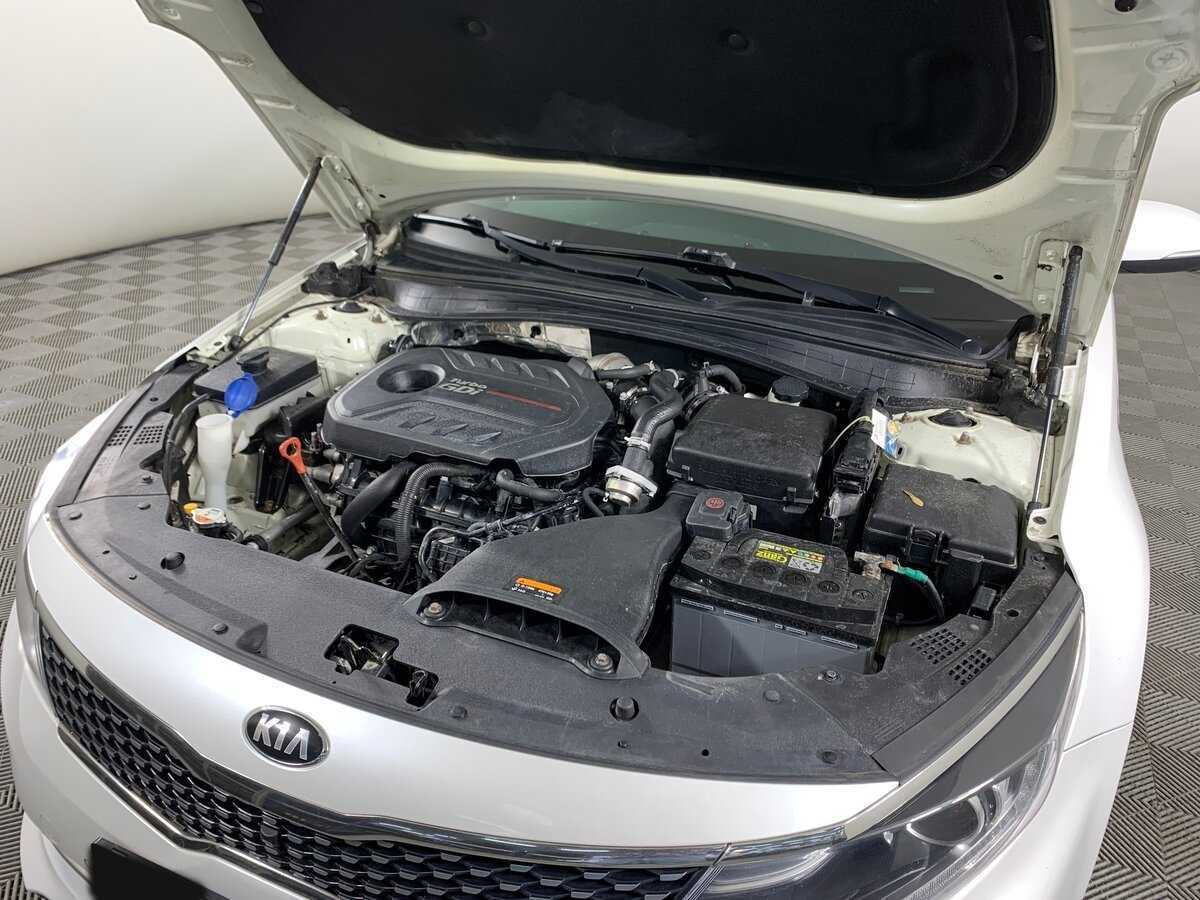 Купить Kia Optima с пробегом. Фото: #8