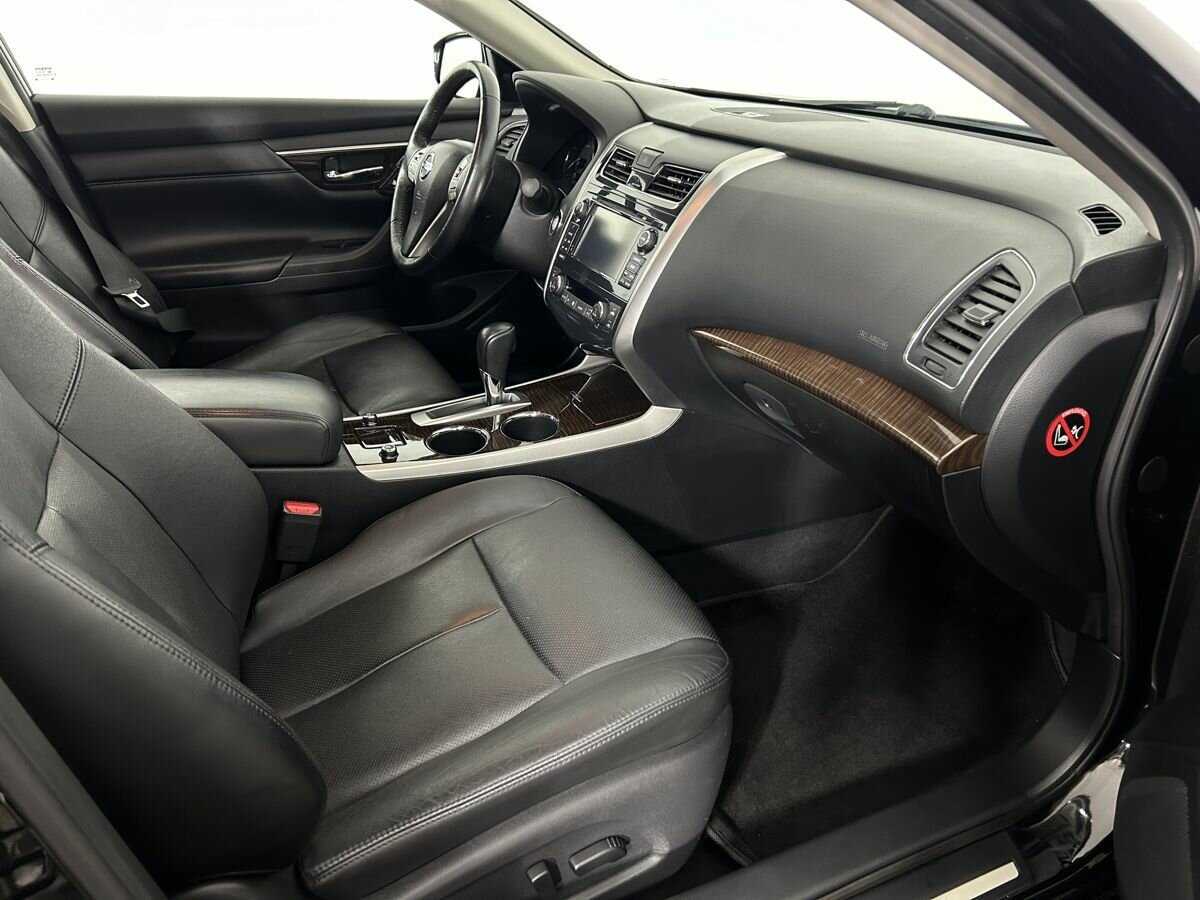 Купить Nissan Teana с пробегом. Фото: #13