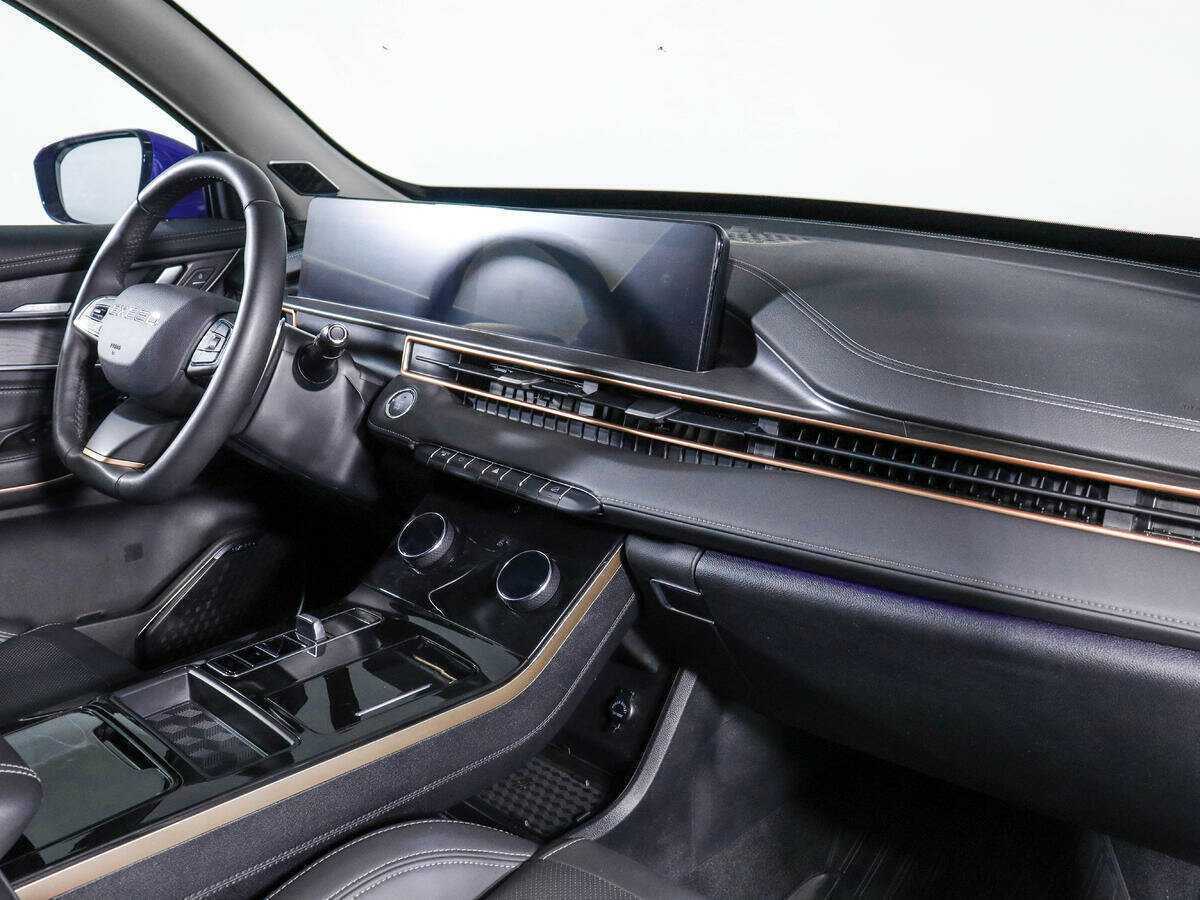 Купить EXEED LX с пробегом. Фото: #8