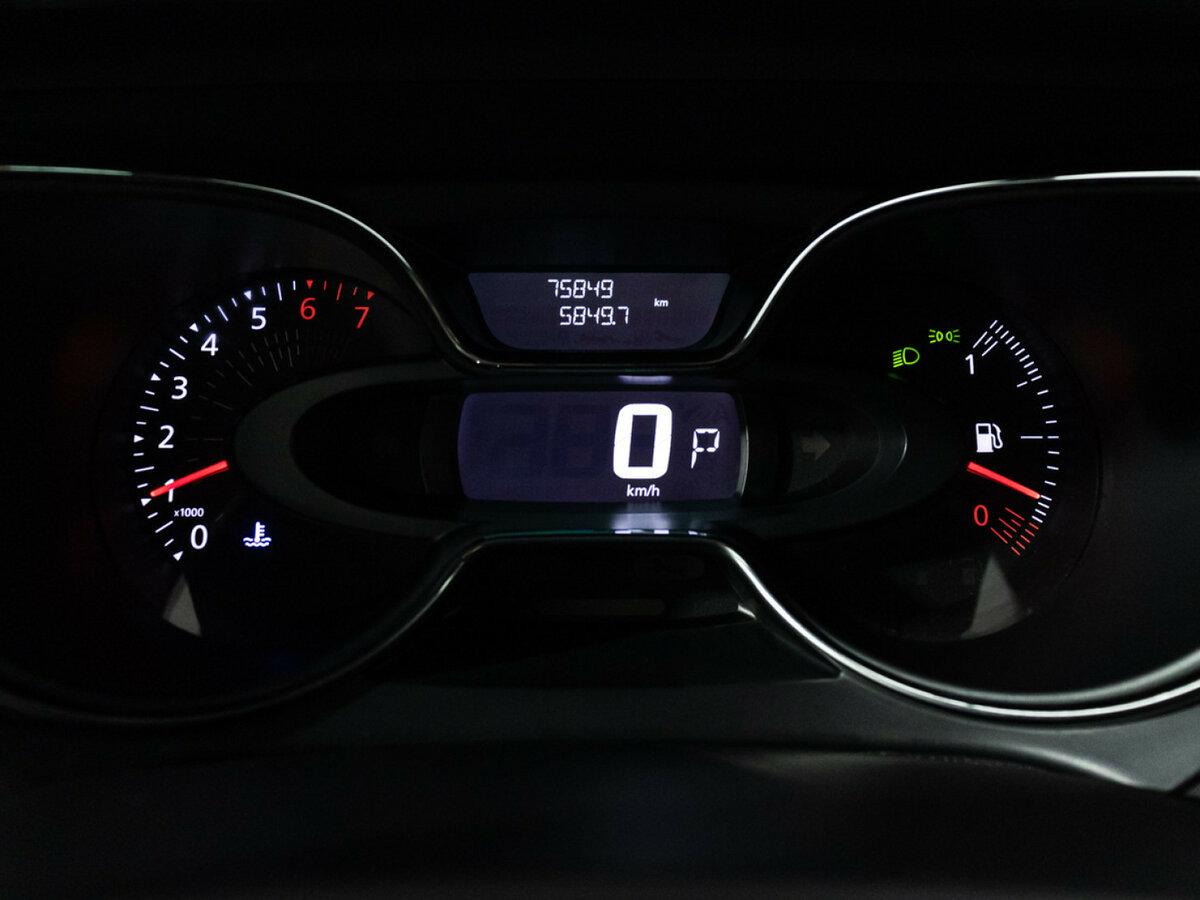 Купить Renault Kaptur с пробегом. Фото: #11