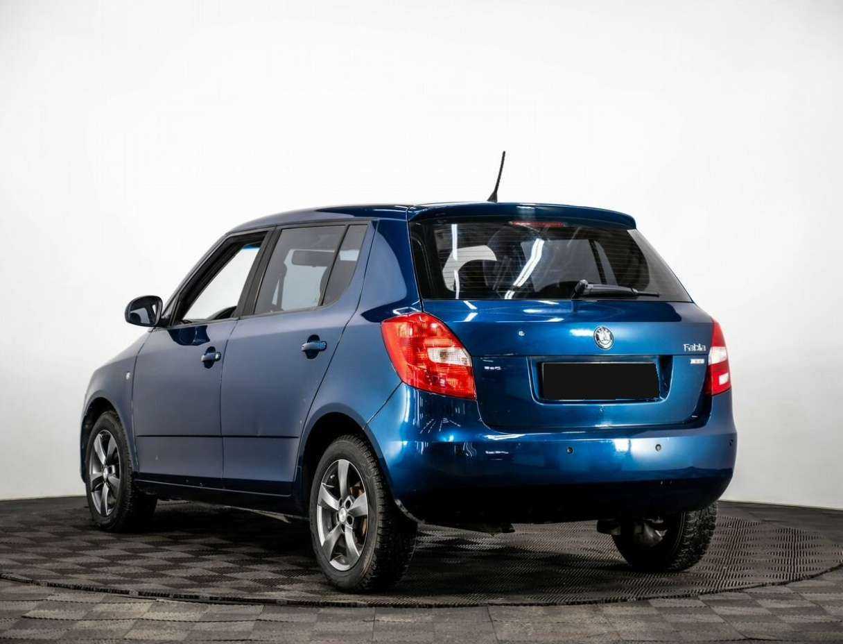 Купить Skoda Fabia с пробегом. Фото: #3