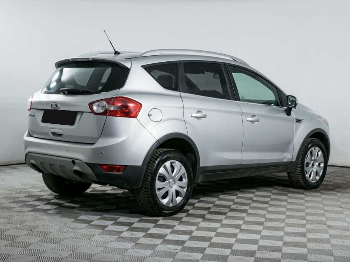 Купить Ford Kuga с пробегом. Фото: #2