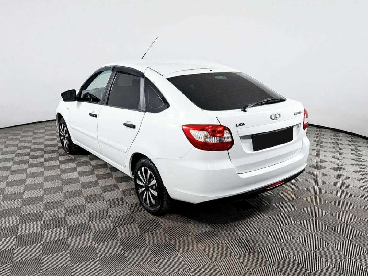 Купить Lada (ВАЗ) Granta с пробегом. Фото: #5