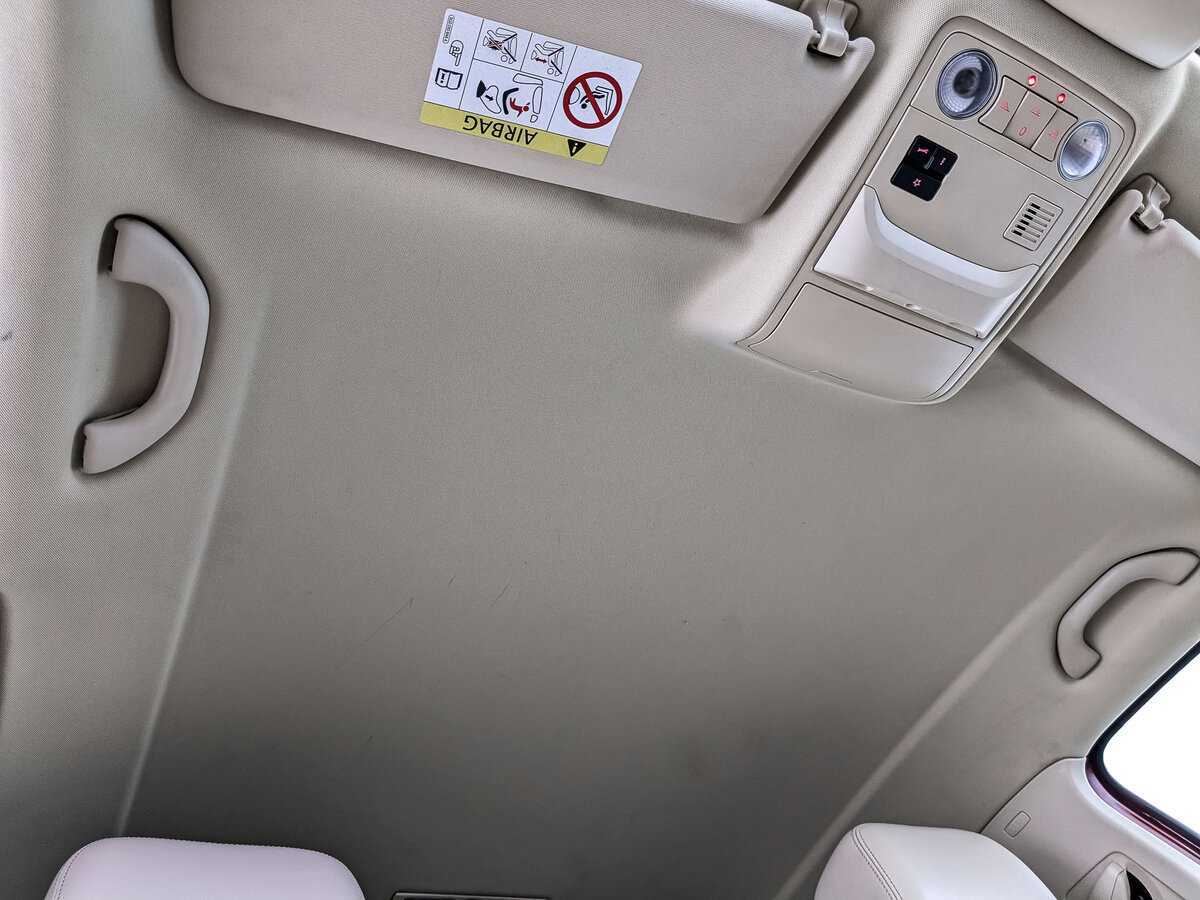 Купить Volkswagen Tiguan с пробегом. Фото: #18