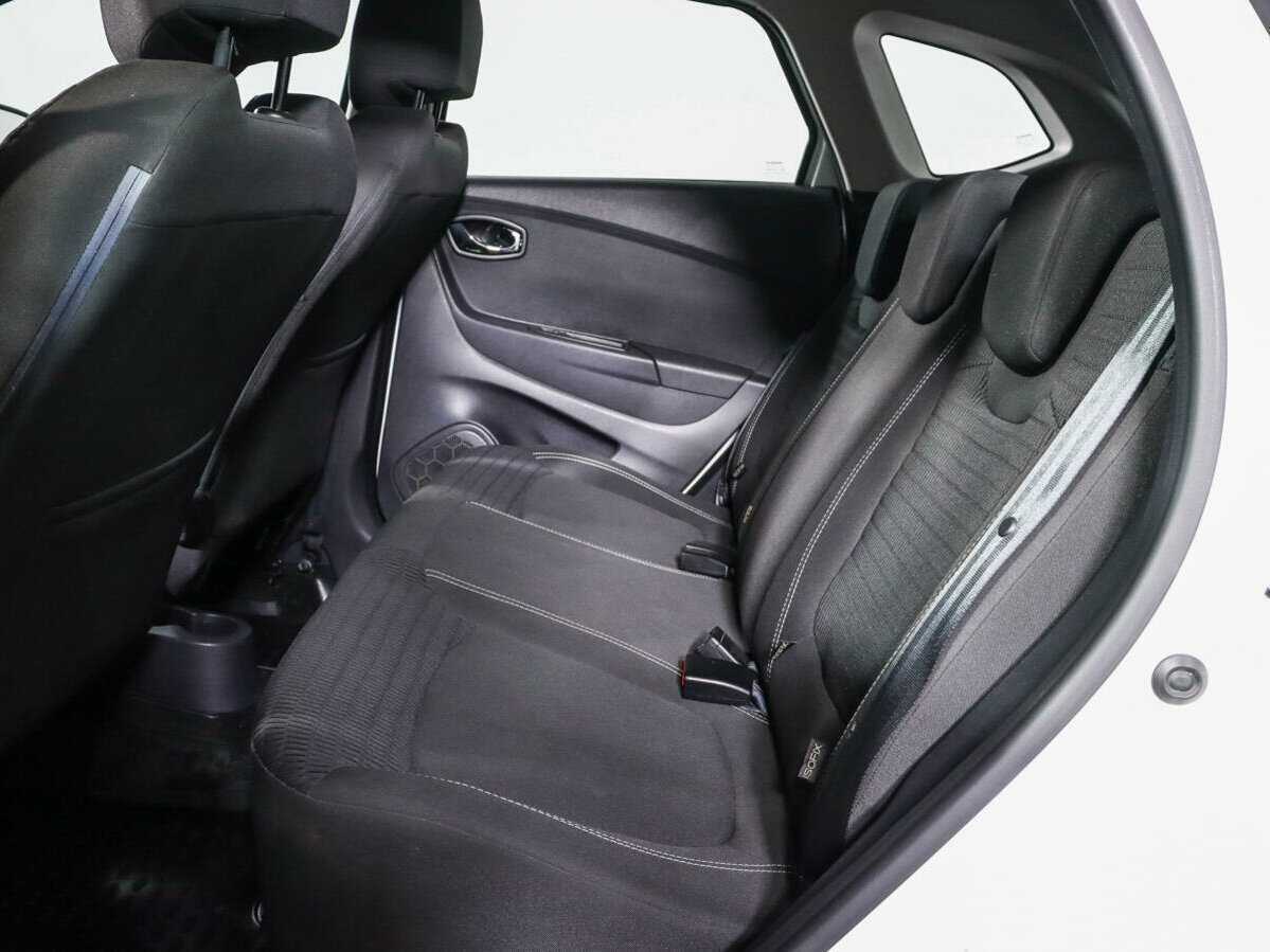 Купить Renault Kaptur с пробегом. Фото: #6