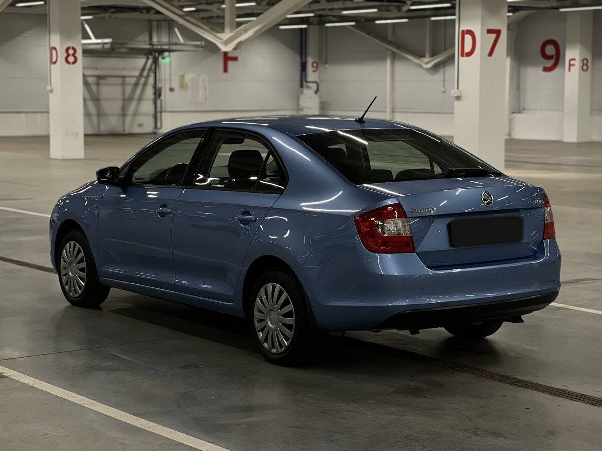 Купить Skoda Rapid с пробегом. Фото: #6