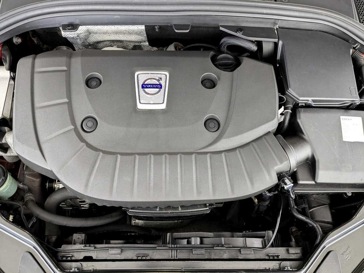 Купить Volvo XC60 с пробегом. Фото: #8