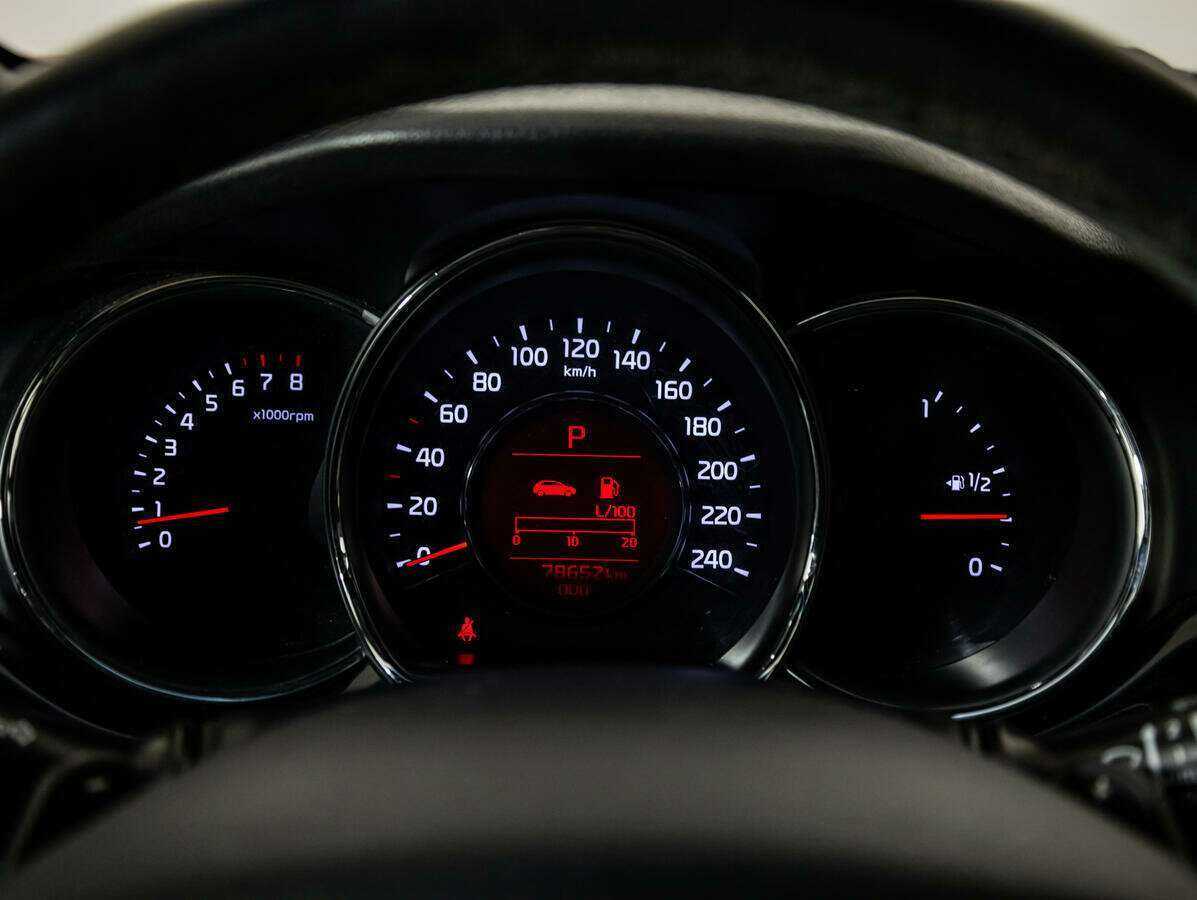 Купить Kia Ceed с пробегом. Фото: #11