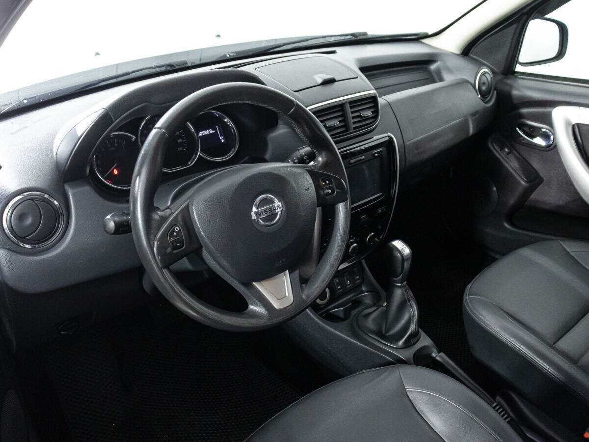 Купить Nissan Terrano с пробегом. Фото: #10