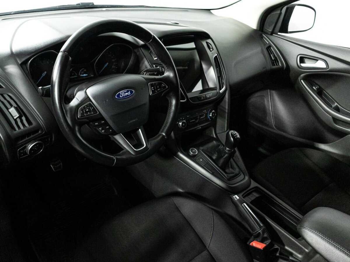 Купить Ford Focus с пробегом. Фото: #10