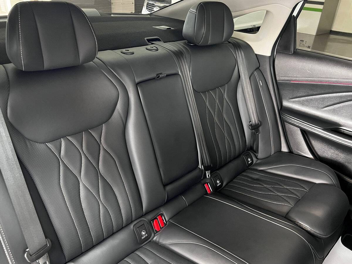 Купить Chery Arrizo 8 с пробегом. Фото: #11