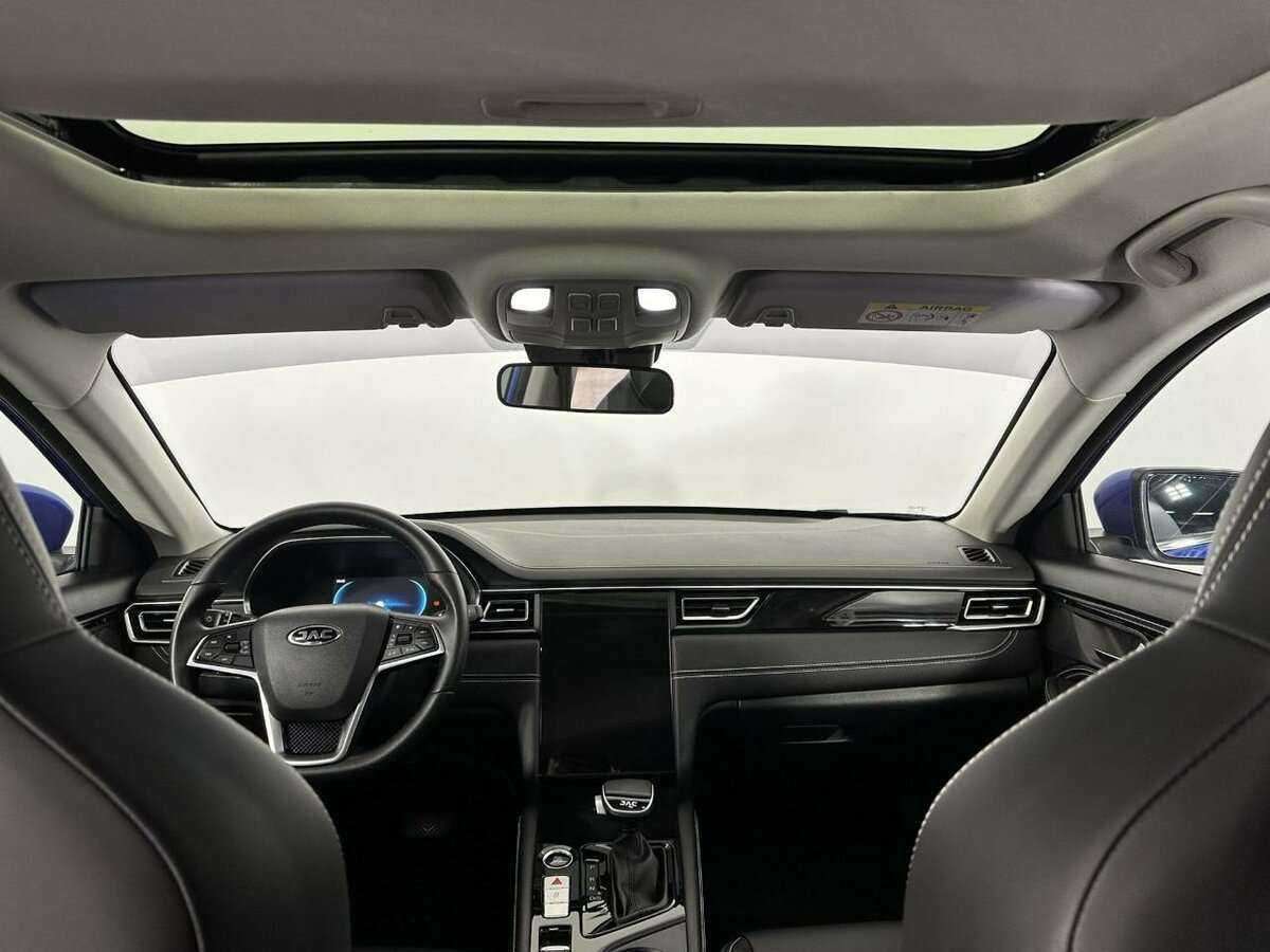 Купить JAC J7 с пробегом. Фото: #3