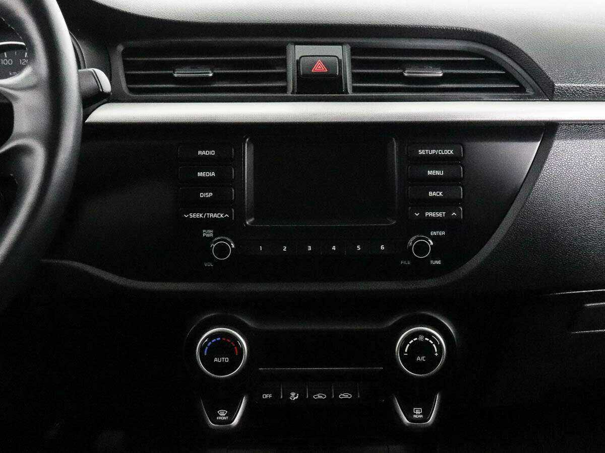 Купить Kia Rio с пробегом. Фото: #9