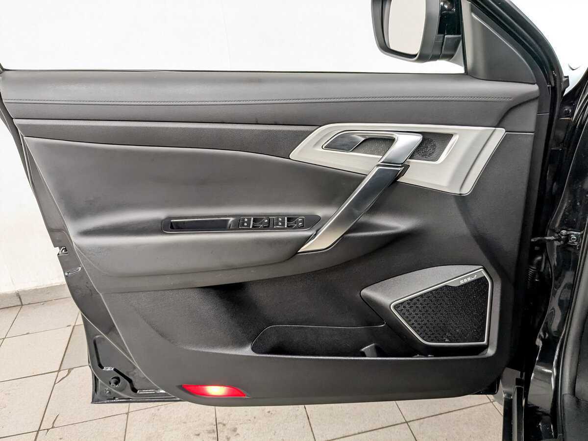 Купить Geely Atlas с пробегом. Фото: #18