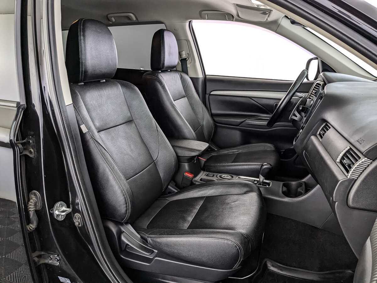 Купить Mitsubishi Outlander с пробегом. Фото: #15