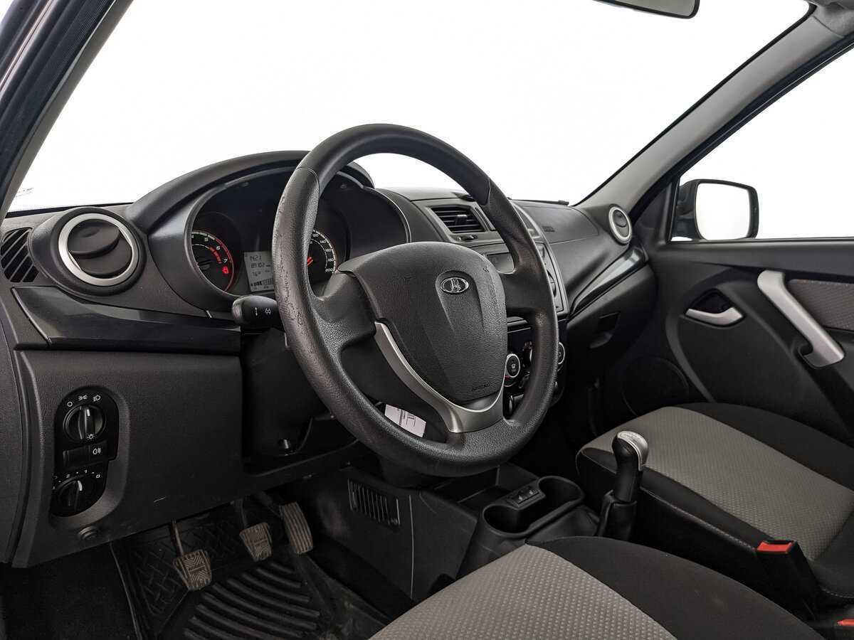 Купить Lada (ВАЗ) Kalina с пробегом. Фото: #10