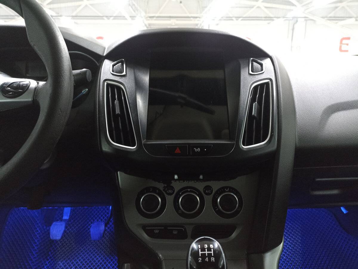 Купить Ford Focus с пробегом. Фото: #14