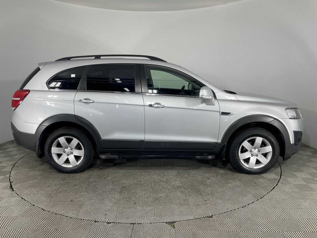 Купить Chevrolet Captiva с пробегом. Фото: #3