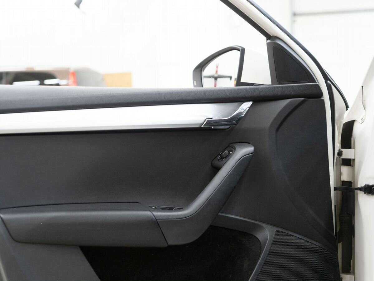 Купить Skoda Octavia с пробегом. Фото: #13