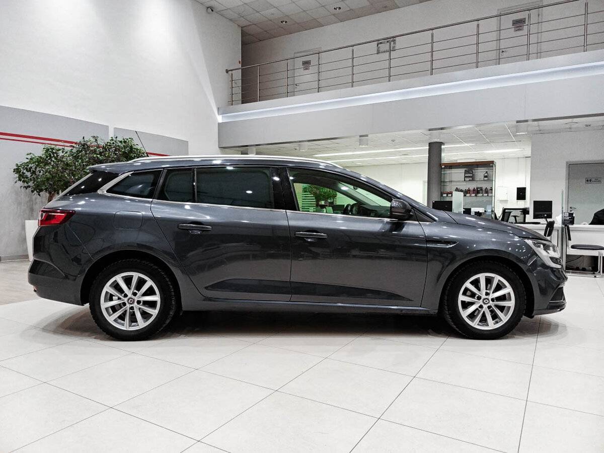 Купить Renault Megane с пробегом. Фото: #3