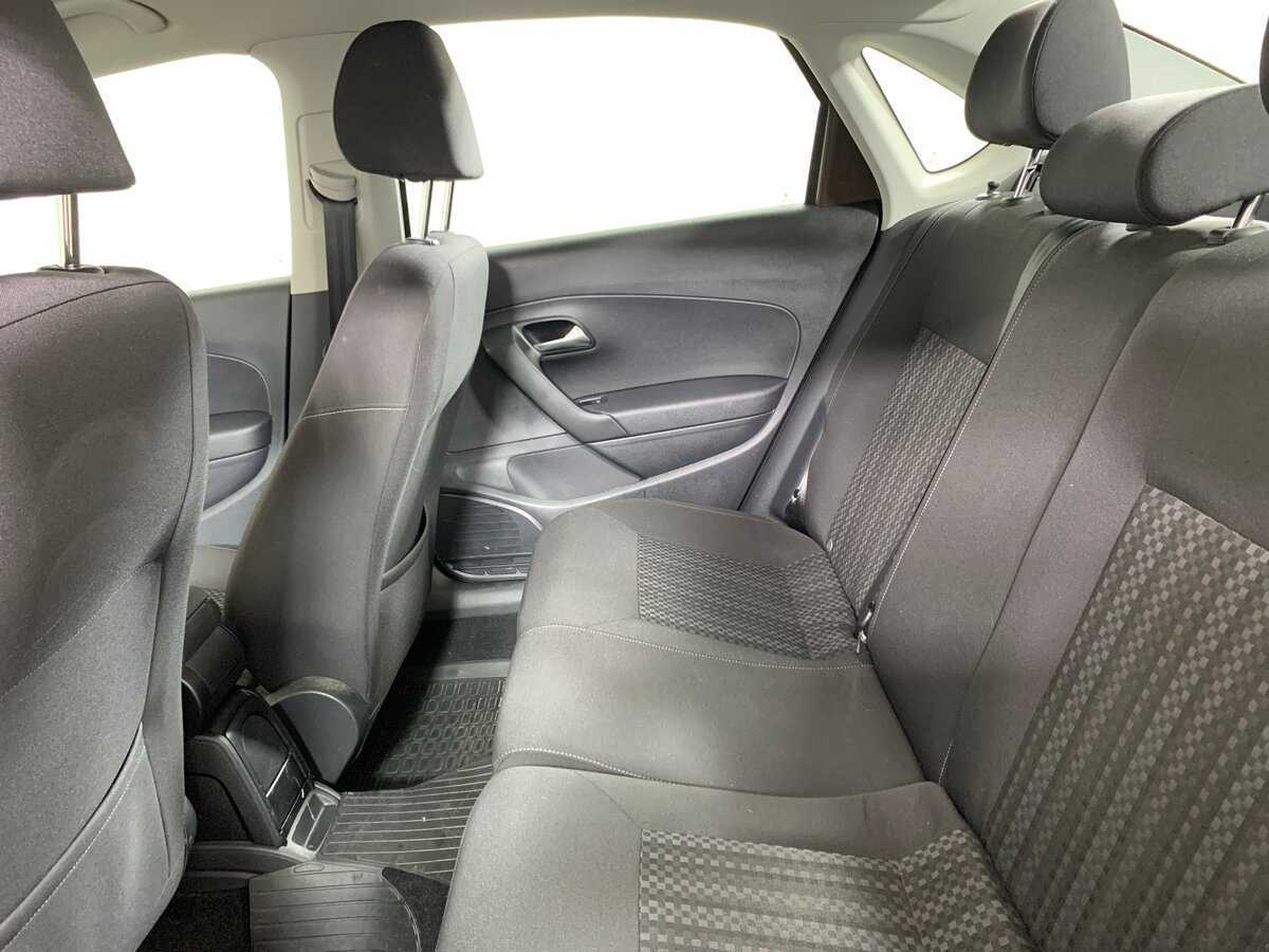Купить Volkswagen Polo с пробегом. Фото: #15