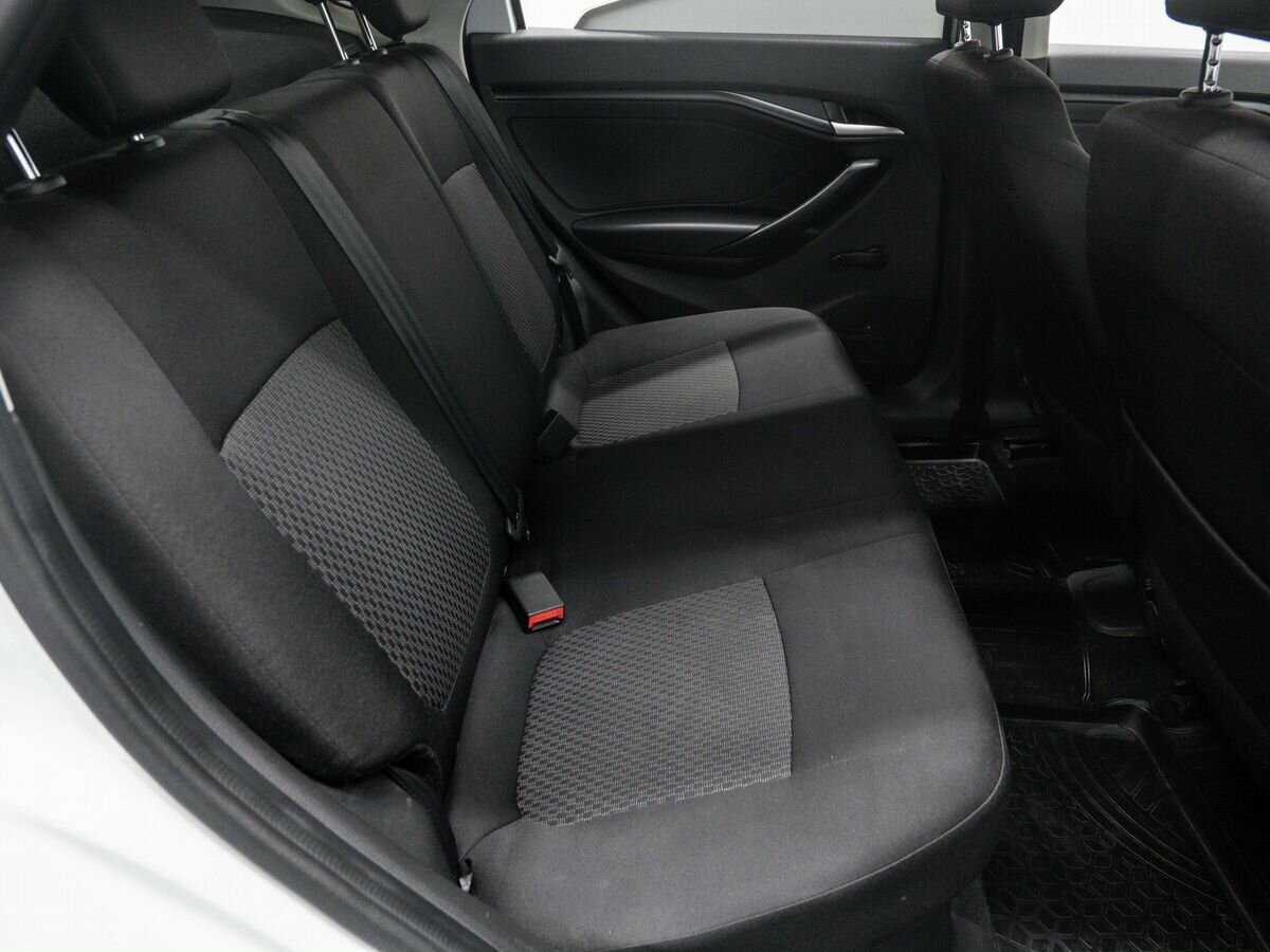 Купить Lada (ВАЗ) Vesta с пробегом. Фото: #9