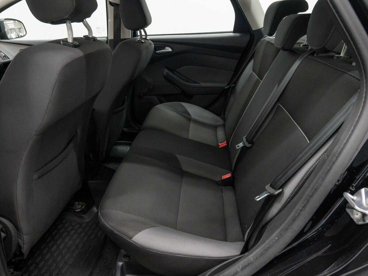 Купить Ford Focus с пробегом. Фото: #11