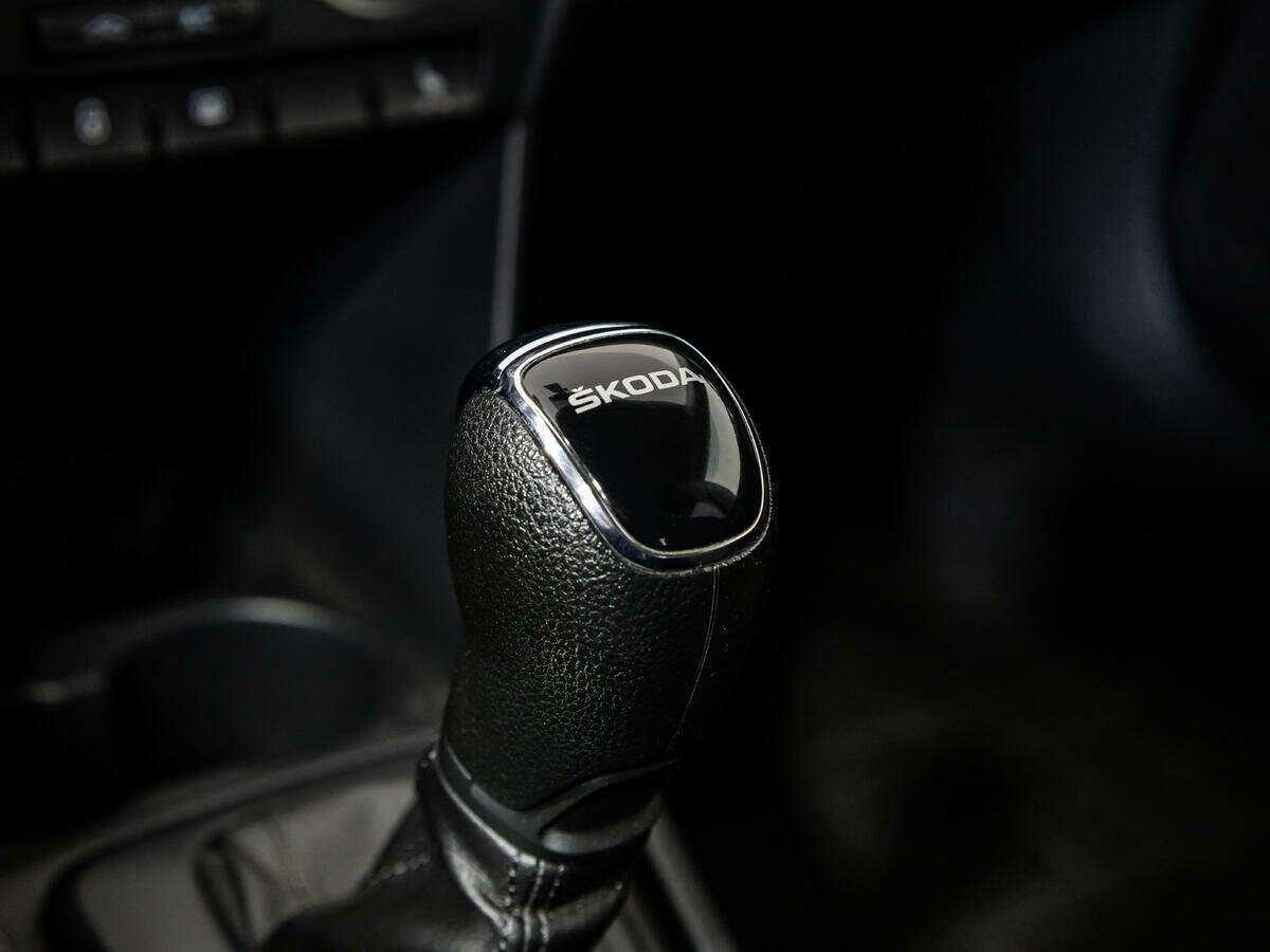 Купить Skoda Rapid с пробегом. Фото: #14