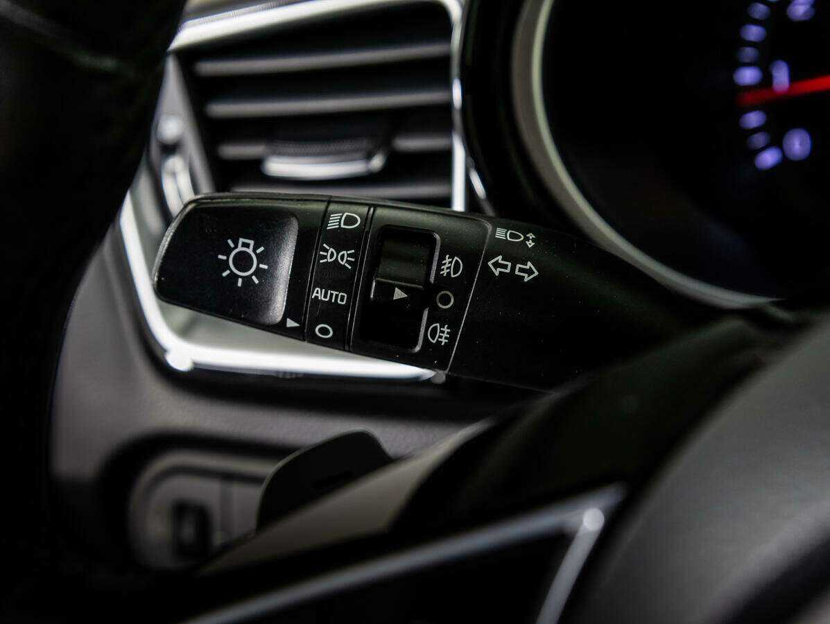 Купить Kia Ceed с пробегом. Фото: #17