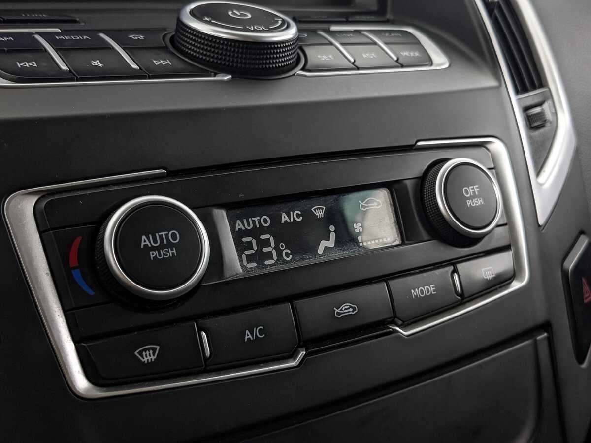 Купить Dongfeng AX7 с пробегом. Фото: #20