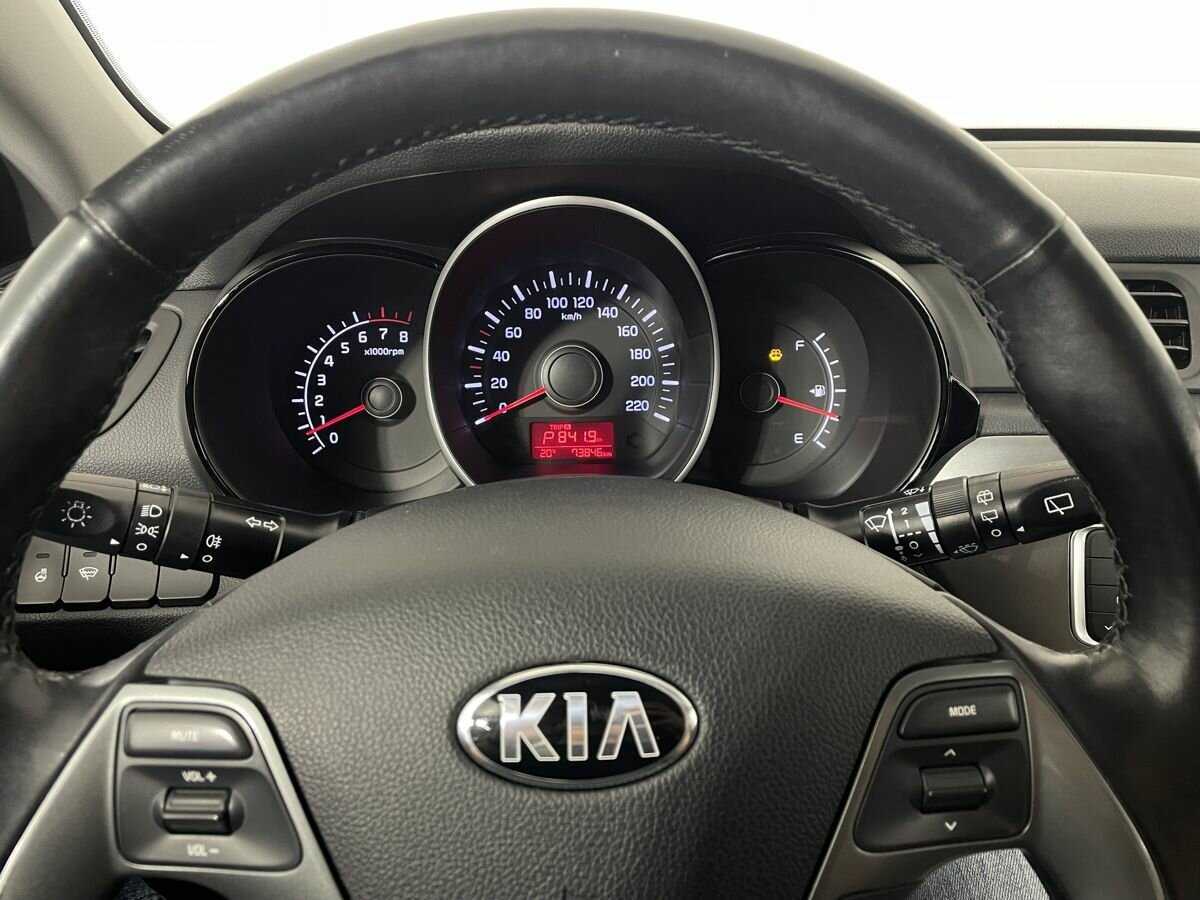 Купить Kia Rio с пробегом. Фото: #10