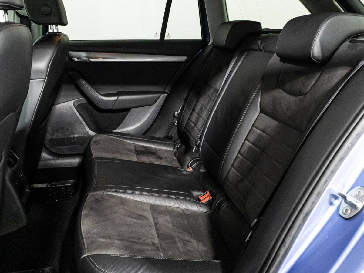 Купить Skoda Octavia с пробегом. Фото: #9