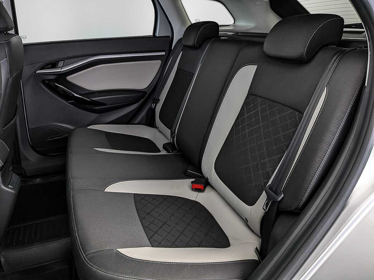 Купить Lada (ВАЗ) Vesta с пробегом. Фото: #17