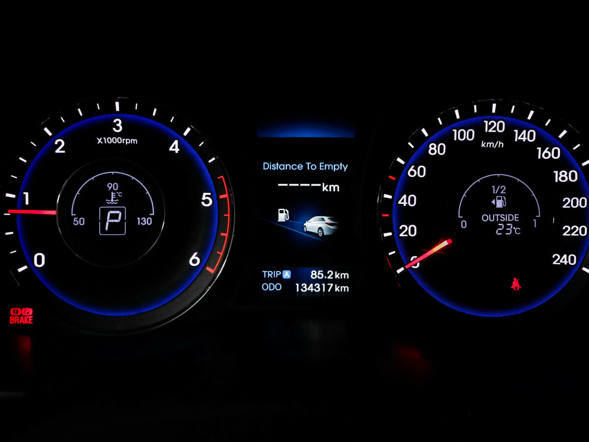 Купить Hyundai i40 с пробегом. Фото: #8