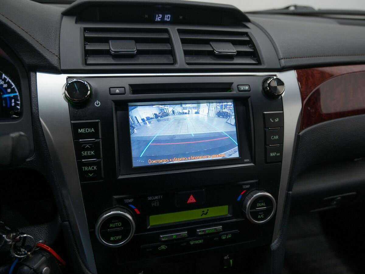 Купить Toyota Camry с пробегом. Фото: #24