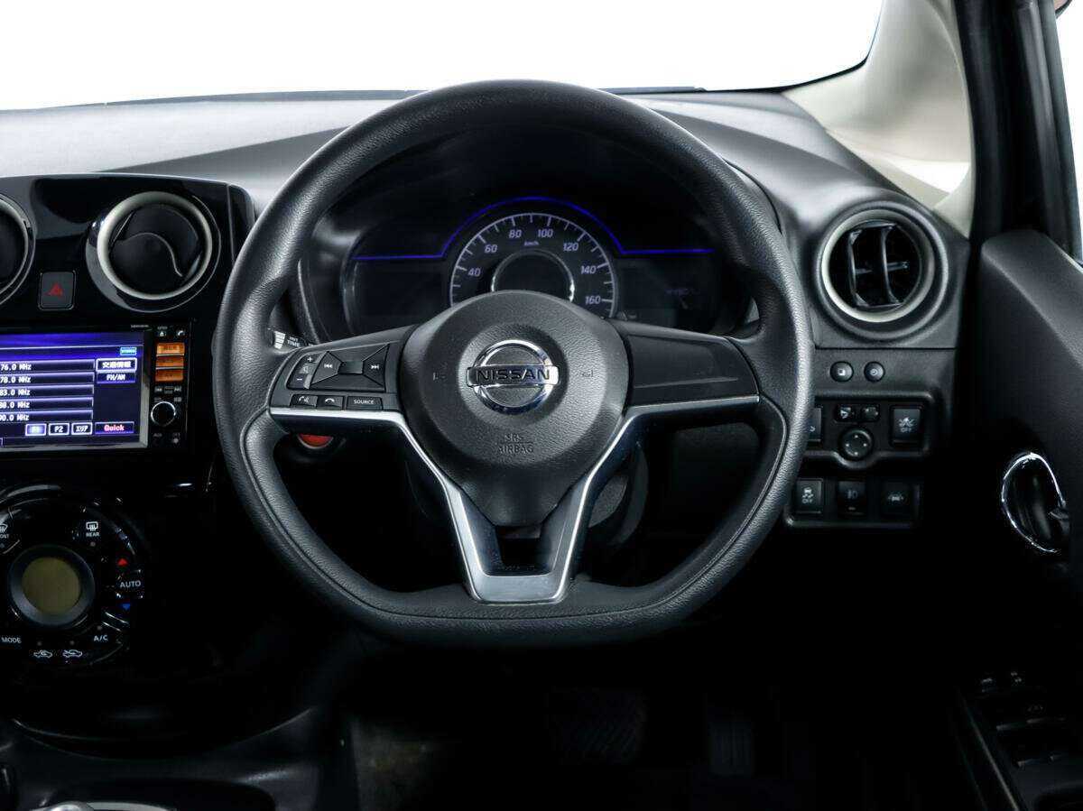 Купить Nissan Note с пробегом. Фото: #10