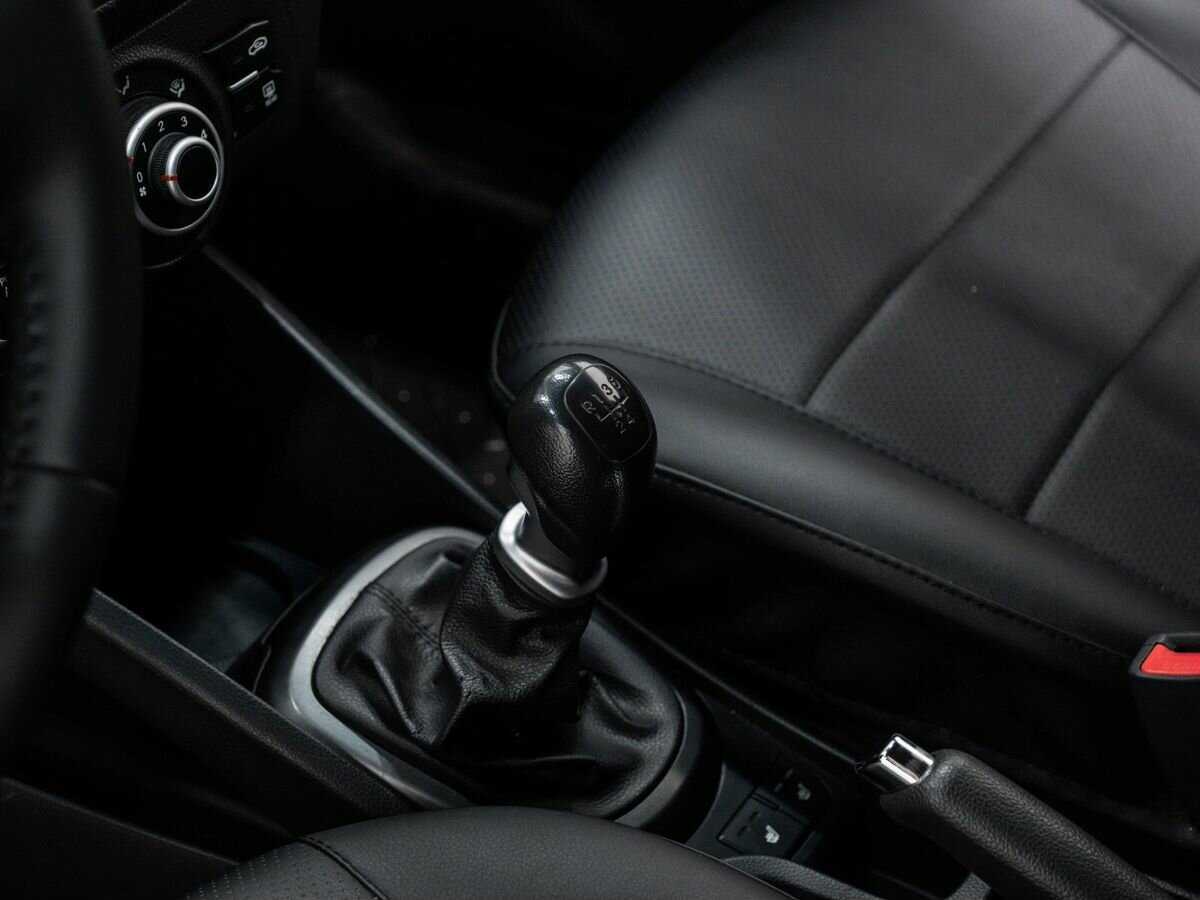 Купить Kia Rio с пробегом. Фото: #18