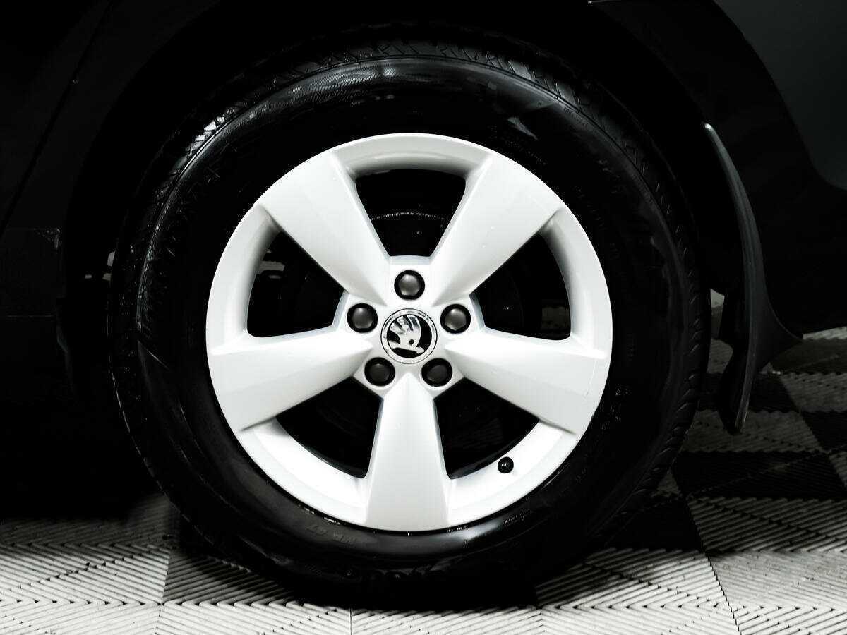 Купить Skoda Rapid с пробегом. Фото: #13